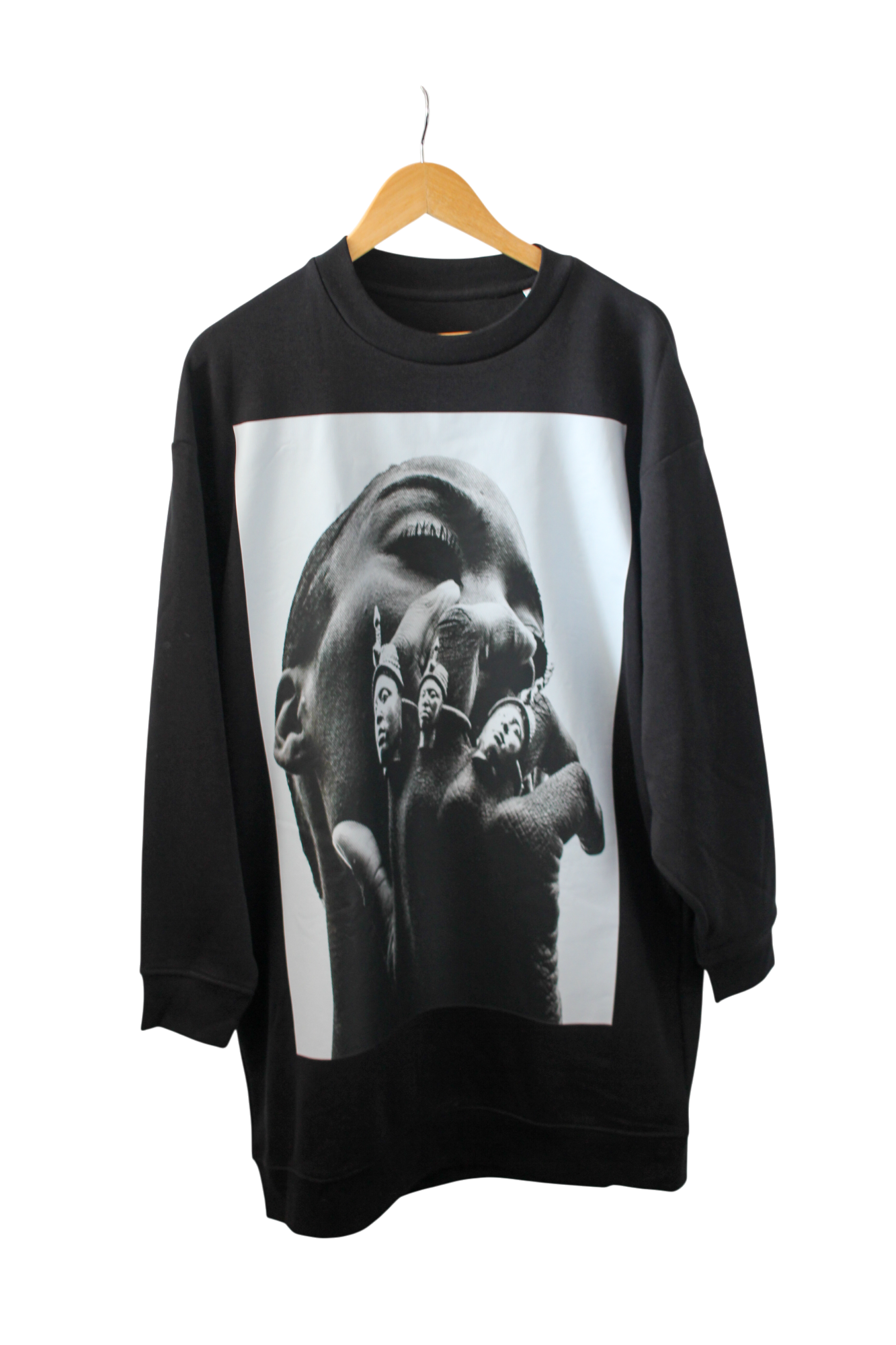 "Queen & Kingdom" Oversize Sweater Dress (Black)