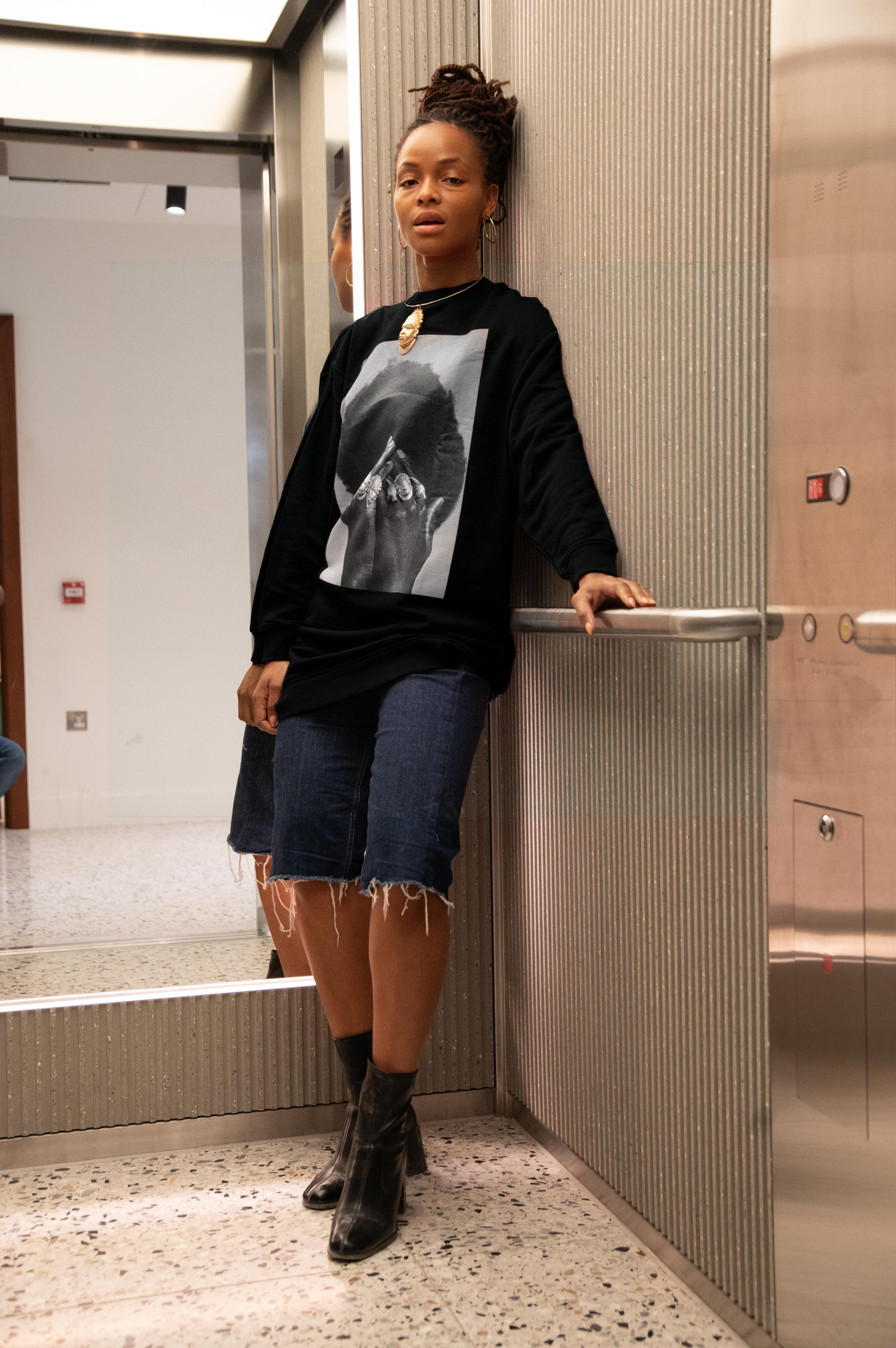 "The Hidden Oba" Oversize Sweater Dress (Black)